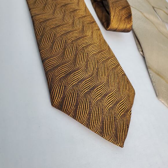 Basile Patterned Designer Tie Bundle - Picture 3 of 5